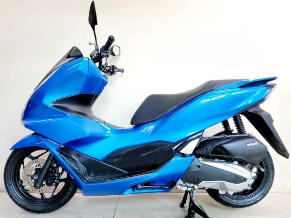 Honda PCX160i LED Keyless ปี2022  สภาพเกรดA 5242 km เอกสารพร้อมโอน