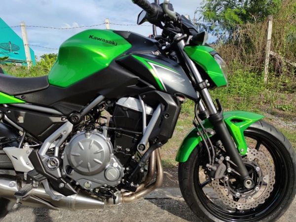 ใช้เพียง 1 พัน km. ไมล์แท้  Kawasaki Z650 ใหม่มากค้ะ รูปที่ 2