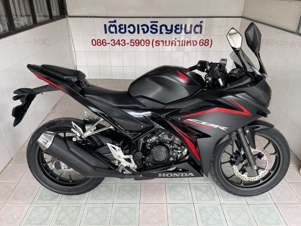 CBR150R รถบ้านแท้ มือเดียว ดูแลดี สภาพพร้อมใช้ เครื่องแน่น ชุดสีสวย ถังไม่บุบ ผ่อนได้ จัดส่งได้ทั่วไทย วิ่ง4000 กลางปี66 รูปที่ 2