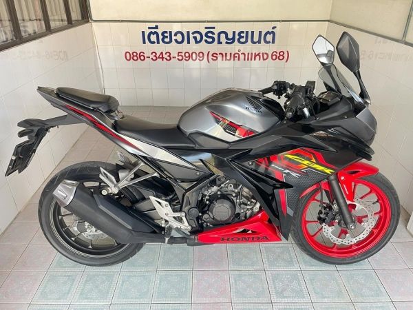 CBR150R ABS รถมือเดียว ดูแลดี สภาพพร้อมใช้ เครื่องแน่น ชุดสีสวย ถังไม่บุบ ผ่อนได้ จัดส่งได้ทั่วไทย วิ่ง8000 ปลายปี64 รูปที่ 2