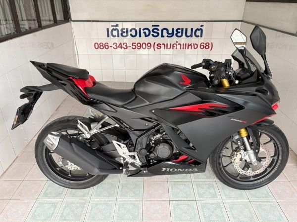 CBR150R ABS สภาพซื้อจอด ใช้งานน้อย มีรับประกัน เครื่องดี ศูนย์ดี ชุดสีสวย รถมือเดียว เอกสารครบ วิ่ง5000 กลางปี66 รูปที่ 2