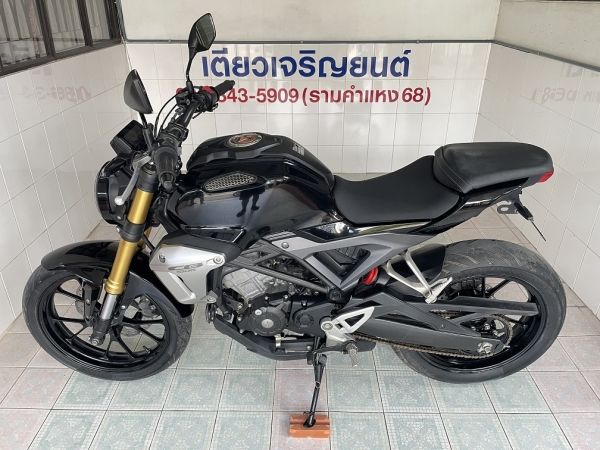 CB150R รถมือเดียว สมุดคู่มือครบ เจ้าของดูแลดี สภาพใสกริ๊บ ชุดสีสวย เครื่องเดิม เอกสารครบ ลองขับได้ วิ่ง9000 ปลายปี61 รูปที่ 3