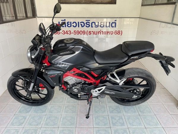 CB150R ABS โฉม2022 ไมล์แท้ มีสมุดคู่มือ รถสภาพเดิม ไม่เคยล้ม ชุดสีไร้รอย ผ่อนได้ ดาวน์ต่ำ มีรับประกัน วิ่ง9000 ปี67 รูปที่ 3