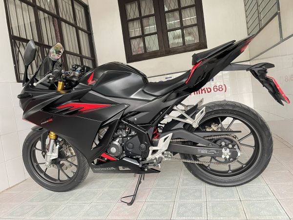 CBR150R ABS รถมือเดียว ใช้งานน้อย สภาพเดิม ไม่เคยล้ม เอกสารครบ ผ่อนได้ ดาวน์น้อย ไม่ต้องค้ำ วิ่ง5000 กลางปี66 รูปที่ 6