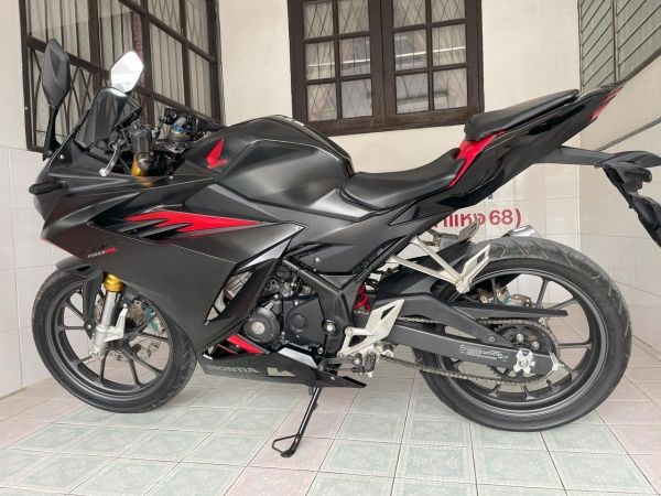 CBR150R ABS สภาพซื้อจอด ใช้งานน้อย มีรับประกัน เครื่องดี ศูนย์ดี ชุดสีสวย รถมือเดียว เอกสารครบ วิ่ง9000 ปลายปี65 รูปที่ 6