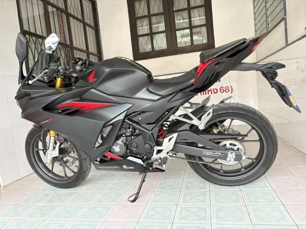 CBR150R ABS สภาพซื้อจอด ใช้งานน้อย มีรับประกัน เครื่องดี ศูนย์ดี ชุดสีสวย รถมือเดียว เอกสารครบ วิ่ง5000 กลางปี66 รูปที่ 6