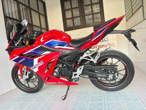 CBR150R ABS ผ่อนได้ ไม่ต้องค้ำ มีประกัน มีเก็บปลายทาง เอกสารครบ สภาพใสกริ๊บ ชุดสีไร้ริ้วรอย เครื่องเดิม วิ่ง6000 ปลายปี65 รูปที่ 6