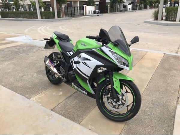 รูปของ Kawasaki NINJA300 30th Limited Edition 50 คัน ชิลด์แต่ง ฝาครอบท้าย ท่อสูตร Yoshimura R11