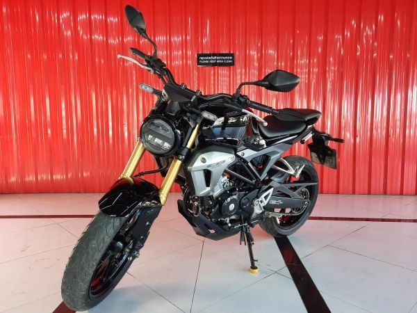 Honda cb150r รูปที่ 0