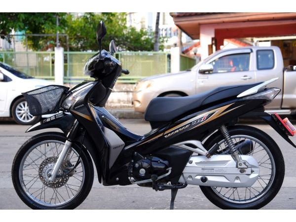 Wave 125i สตาดมือ ชุดสีสวย ยางหน้าหลังใหม่ รถบ้านมือเดียว เครื่องเดิม มีเล่มชุดโอนครบ