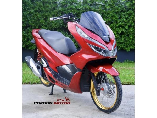 รูปของ Pcx ปี2018 สีแดง แต่งสวย ล้อขอบ17