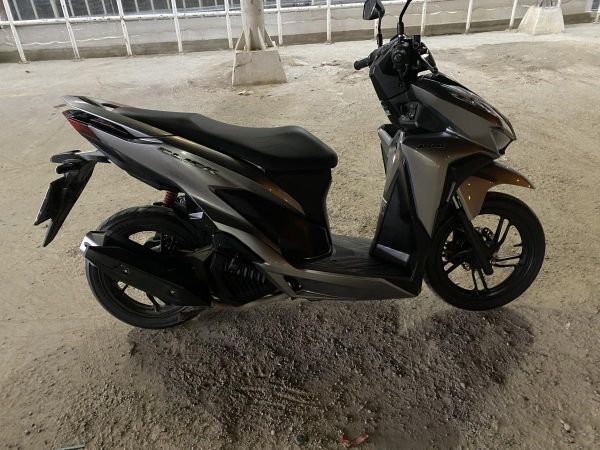 Honda Click 150i Idealing stop