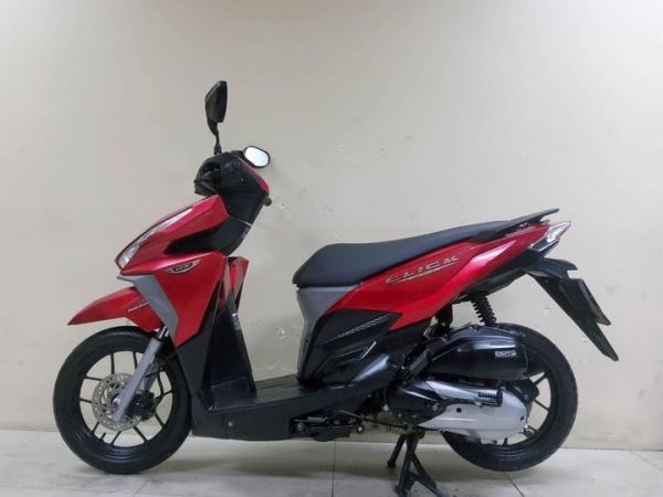 Honda Click125i LED ตัวท็อป ล้อแม็ค idlingstop  combibrake ปี2017 สภาพเกรดA 10358 กม. เอกสารครบพร้อมโอน