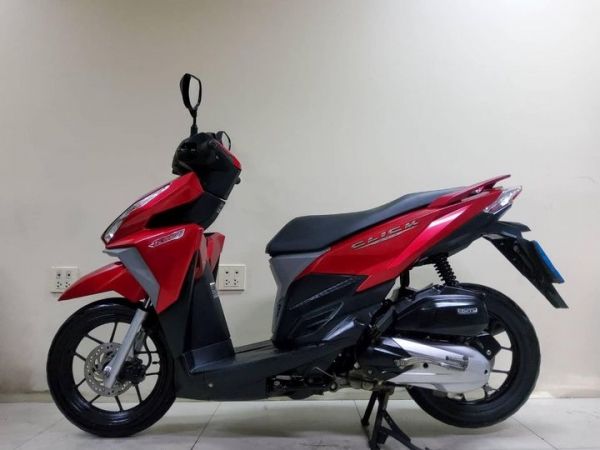 Honda Click125i LED idlingstop combibrake ปี2017 ตัวท็อป ล้อแม็ค สภาพเกรดA 10352 กม. เอกสารครบพร้อมโอน