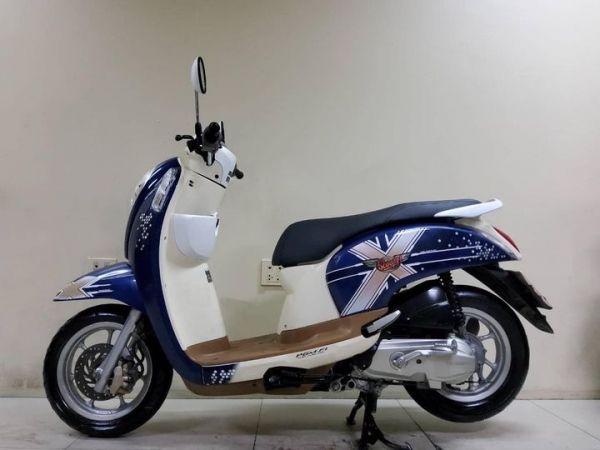 Honda Scoopy i CLUB12 idlingstop combibrake ปี2015 ตัวท็อป ล้อแม็ค สภาพเกรดA 12692 กม. เอกสารครบพร้อมโอน