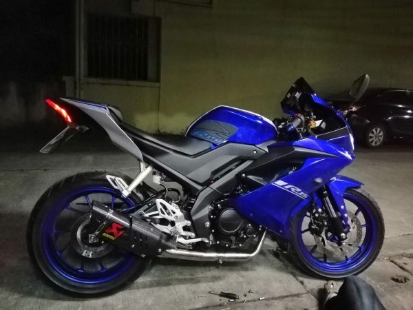 Yamaha R15 2017 40,000. เอกสารครบ ไม่โทรม ไม่เคยล้ม ไม่เคยชน แถม Akrapovic แสตนตั้งรถ ถูกมาก