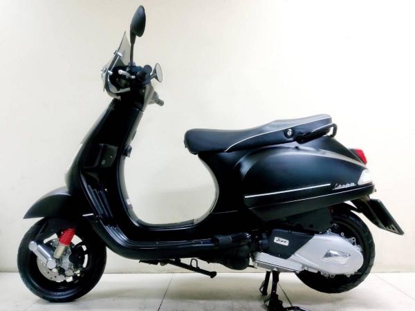 Vespa S125 i-get Monochrome Edition ปี2022 สภาพเกรดA 2949 km เอกสารครบพร้อมโอน