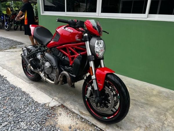 DUCATI MONSTER 821 PERFORMANCE 2O18