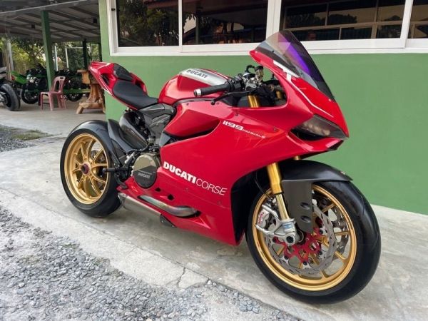 DUCATI PANIGALE 1199R 2O14 สีแดง