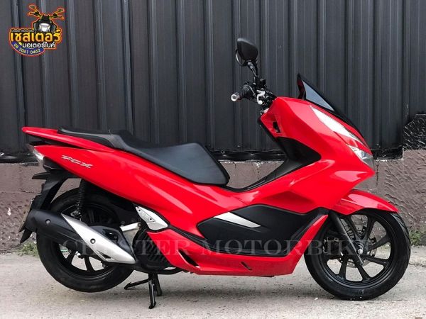 Honda PCX รถรุ่นปี 2018 สีเเดงสด กุญแจ Smart Key ไฟLED รถใช้งานน้อย เครื่องยนต์เดิมๆ ข้างดังไม่หอน รูปที่ 1