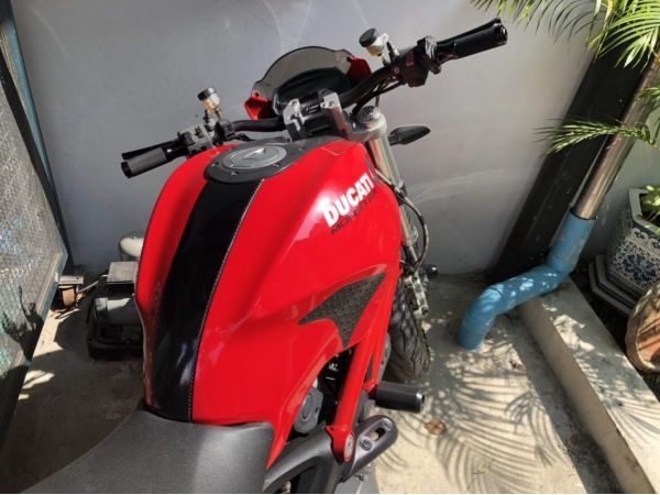 Ducati Monster 795 รูปที่ 1