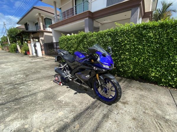 Yamaha R15 รูปที่ 1