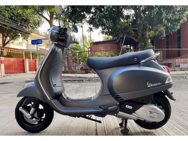 Vespa LX 125 i-Get Matt Series รูปที่ 1