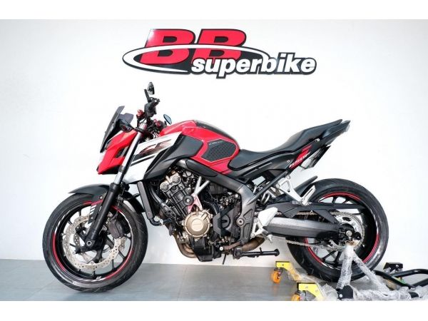 ขาย Cb650f สีแดงดำ ปี17 วิ่ง 16,000 โล รถสภาพนางฟ้า รูปที่ 1