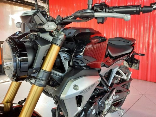 Honda cb150r รูปที่ 2