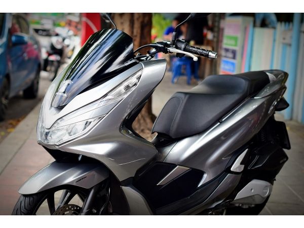 pcx 150 2018 สีเทา เตาแก๊ส กุญแจรีโมท รูปที่ 2