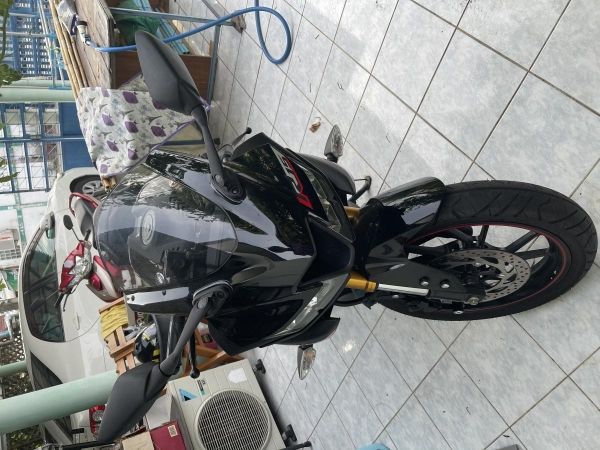 Yamaha R15 ปี 2020 วิ่ง 1,300 KM รูปที่ 2