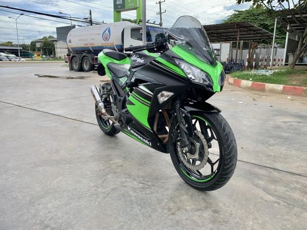 Kawasaki Ninja300 KRT ปีจด2016 สีเขียว-ดำ รูปที่ 2