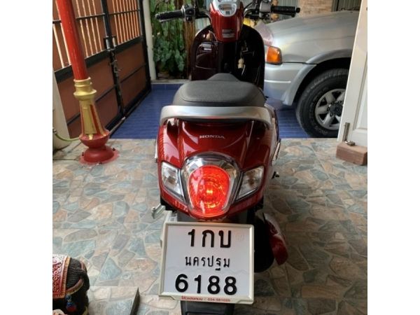 HONDA SCOOPY I รูปที่ 2