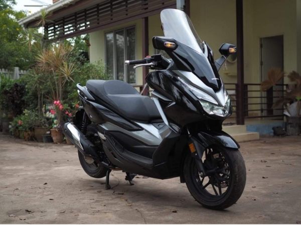 ต้องการขาย Honda forza 300 cc รถปี2562 รูปที่ 2