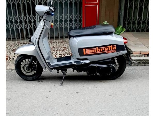 Lambretta V.125 special ถูกจัดๆ รูปที่ 2