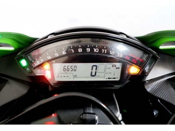 Zx10r สีเขียวดำเทา รถออกจากศูนย์มาปี20 (คศ19) วิ่ง 6,000 โล รถสภาพนางฟ้า รูปที่ 2