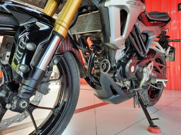 Honda cb150r รูปที่ 3