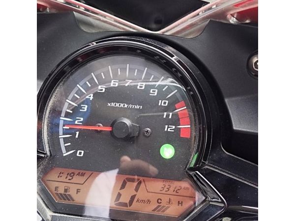 CBR 300 ABS รถบ้านเดิมๆ สภาพเหมือนออกใหม่ป้ายแดง ใช้งานวิ่ง 3312KM เล่มชุดพร้อมโอนครบ รูปที่ 3