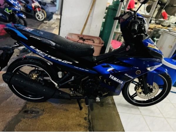 มอเตอร์ไซด์ Yamaha Exciter150 ปี 2018 มือเดียว สภาพ99 พร้อมขับไม่มีทำเพิ่ม รูปที่ 3