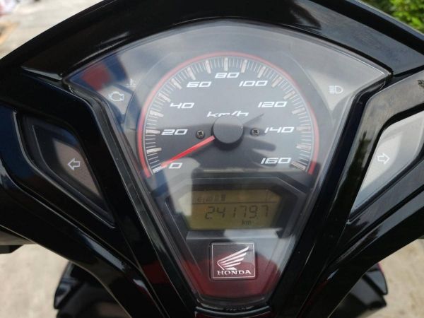 ขายสด-ผ่อน Honda Click 125i  PGM-Fi รูปที่ 3