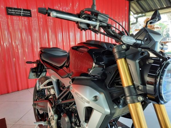 Honda cb150r รูปที่ 4