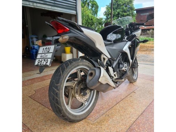 CBR 250R รุ่นปี 2011 ตัวท็อป รุ่นแรก รูปที่ 4