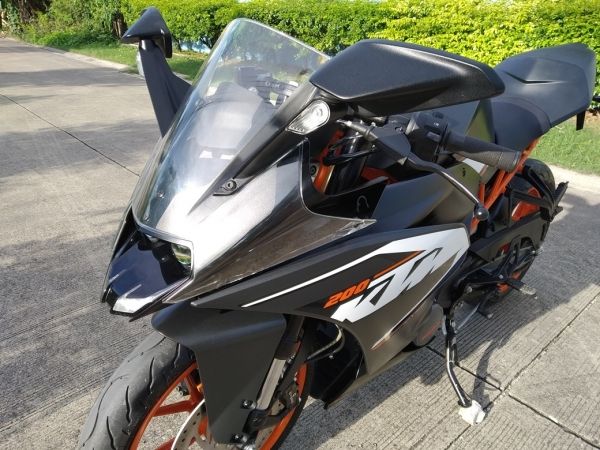 ใช้เพียง 2 พันkmแท้. ลดราคา KTM RC200 ใหม่กิ๊ก รูปที่ 5