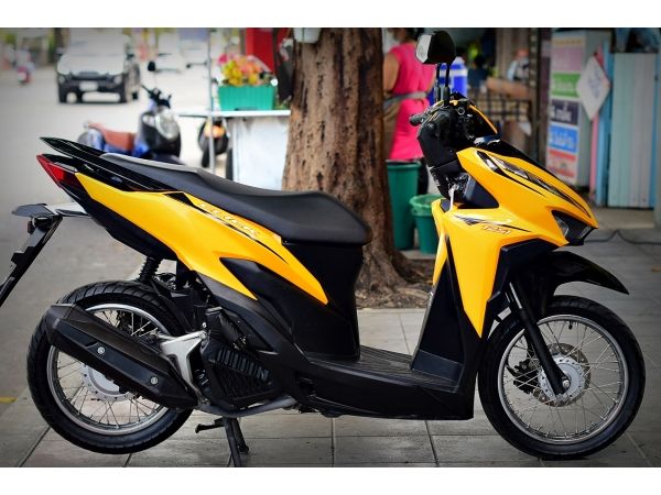 click 125i 2020 สีเหลืองดำ ไฟหน้า LED มีเล่มเอกสารครบ รูปที่ 5