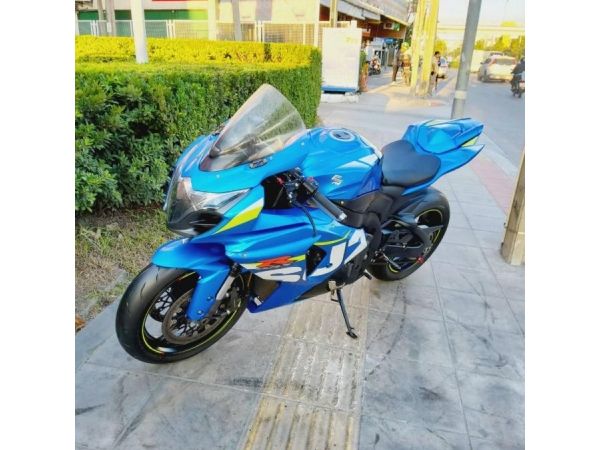 ออกรถเบ็ดเสร็จ 9900 Suzuki GSX-R 1000RR ABS ปี2016 สภาพเกรดA 20000 km เอกสารพร้อมโอน รูปที่ 5