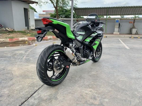 Kawasaki Ninja300 KRT ปีจด2016 สีเขียว-ดำ รูปที่ 6