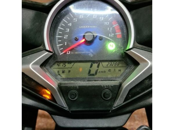 CBR 250R รุ่นปี 2011 ตัวท็อป รุ่นแรก รูปที่ 6