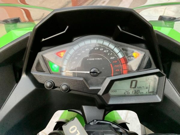 Kawasaki Ninja300  ปีจด2016 สีเขียว-ขาว รูปที่ 7