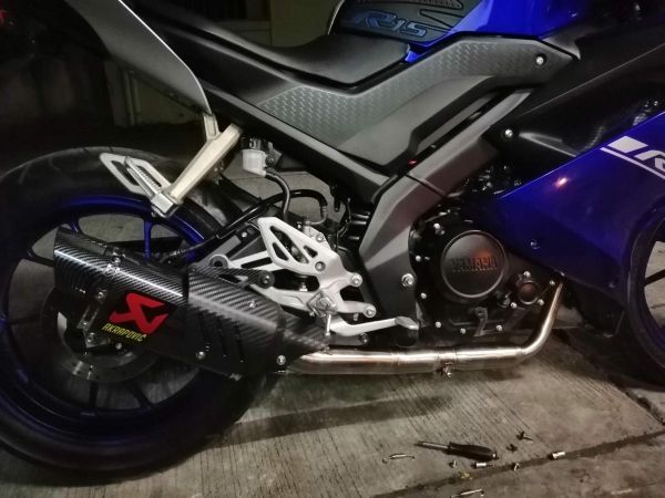 Yamaha R15 2017 40,000. เอกสารครบ ไม่โทรม ไม่เคยล้ม ไม่เคยชน แถม Akrapovic แสตนตั้งรถ ถูกมาก รูปที่ 7